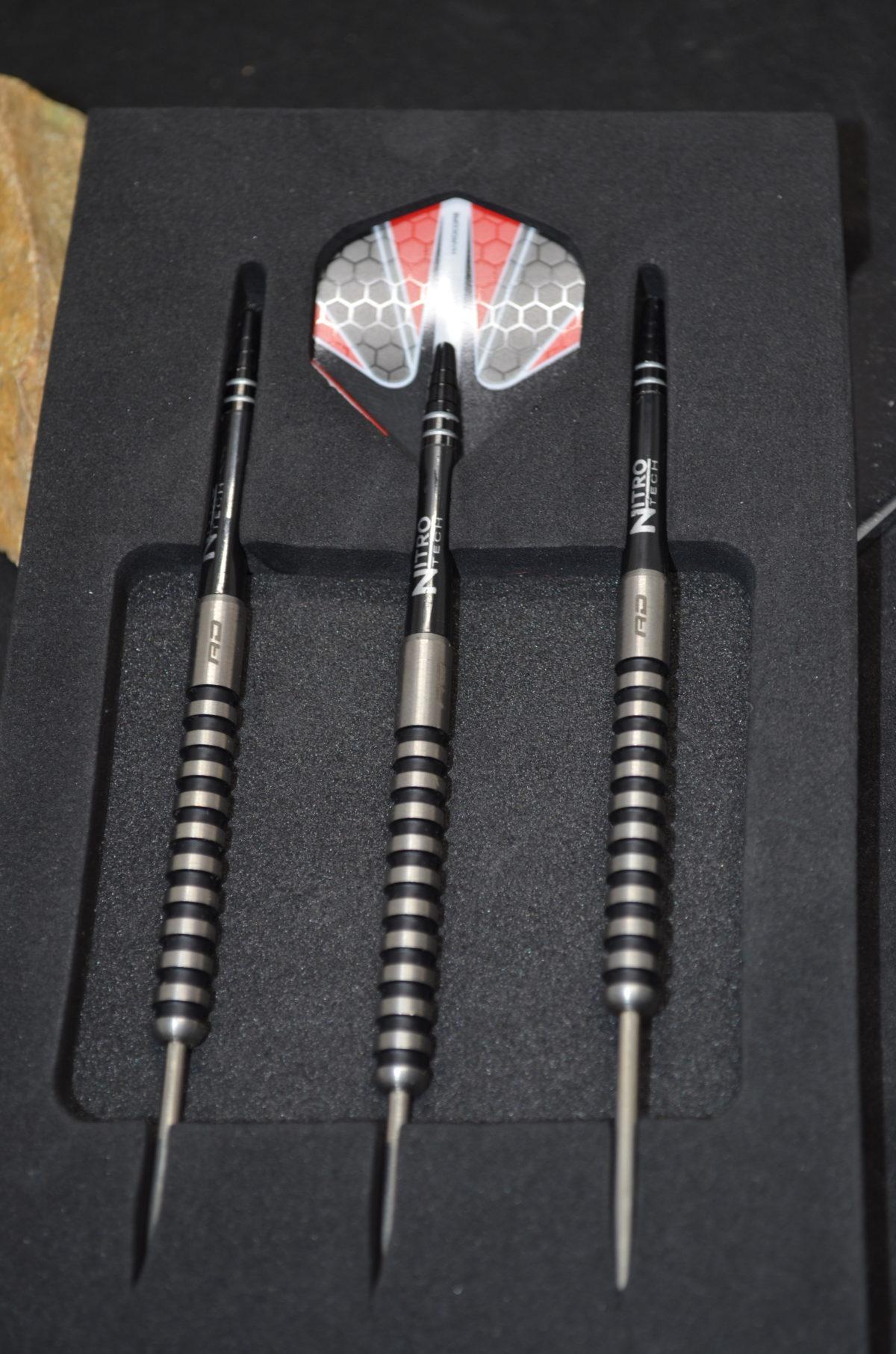 Red Dragon Javelin Black 22g Steeldart dartzentrumaugsburg.de